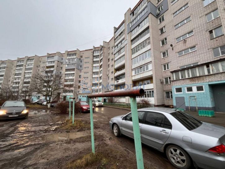 3-комн квартира Петрищева ул, 14
