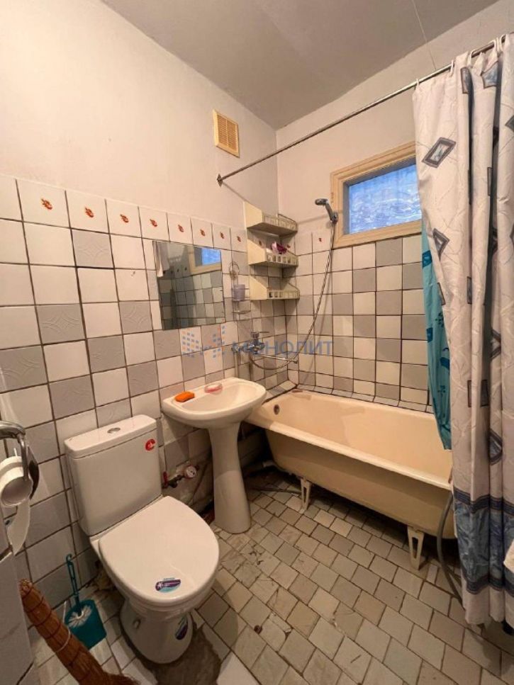 2-комн квартира Гастелло ул, 14