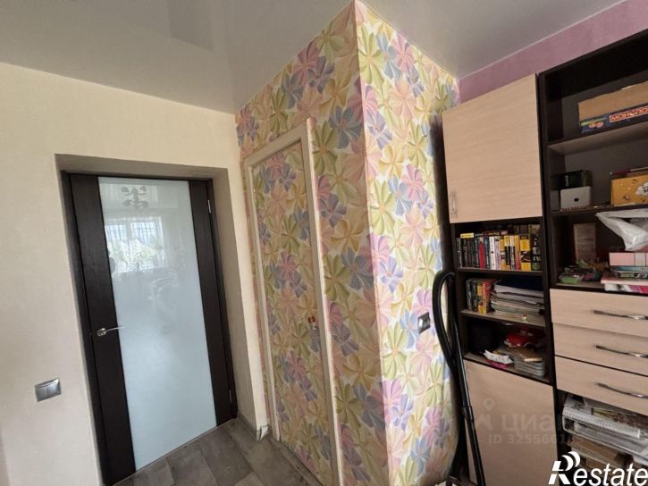 3-комн квартира ул Новомосковская, 10,  д. 10
