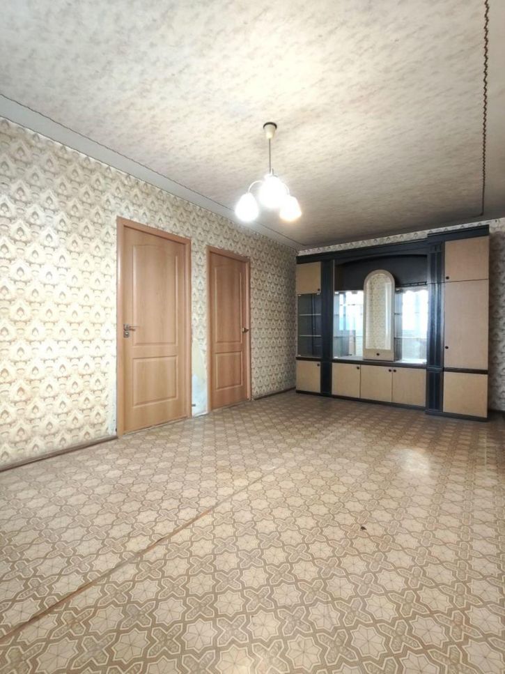 4-комн квартира Самохвалова ул, 10
