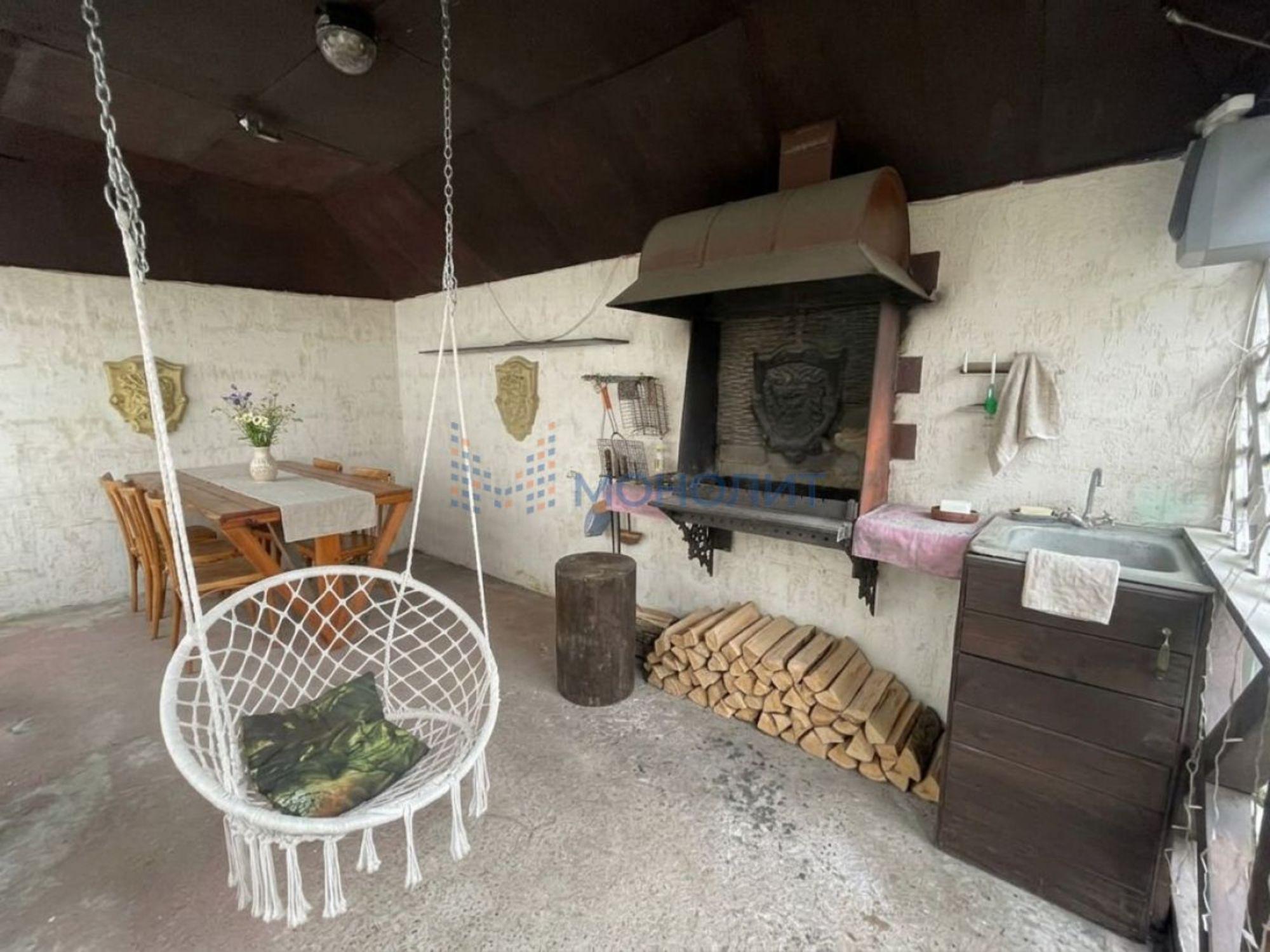 Купить дачу, дом, коттедж за 14 400 000 рублей на 9 Января ул, 10Д