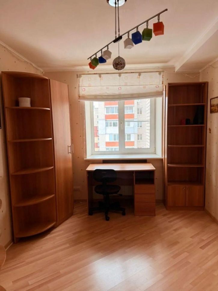 4-комн квартира Циолковского пр-кт, 92а