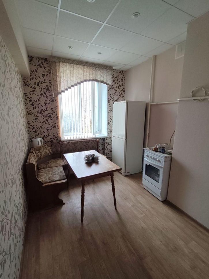 2-комн квартира Бутлерова ул, 9/8