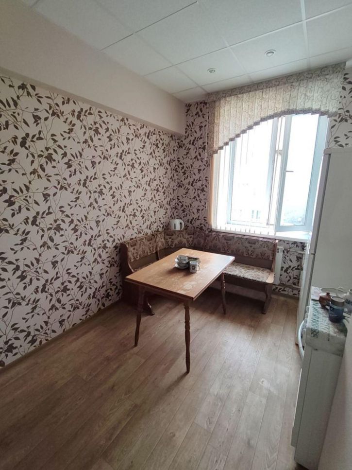 2-комн квартира Бутлерова ул, 9/8