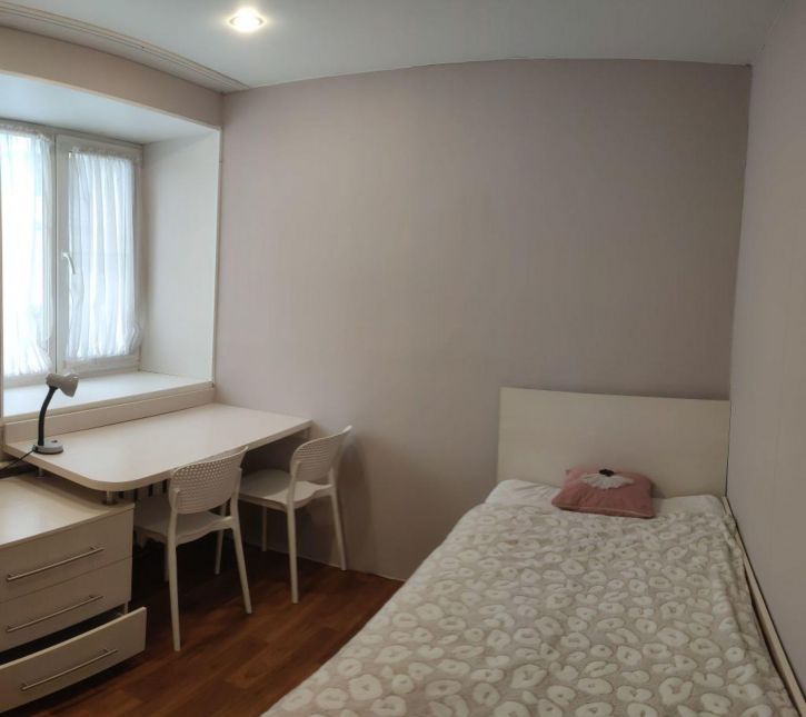 2-комн квартира Новомосковская ул, 10