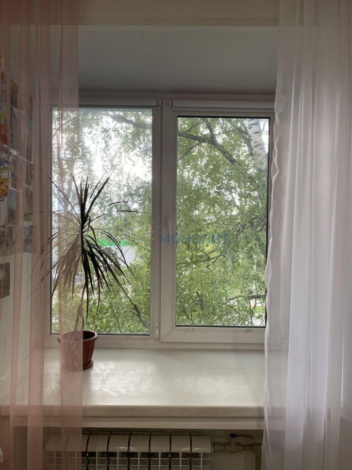 2-комн квартира Гайдара ул, 72