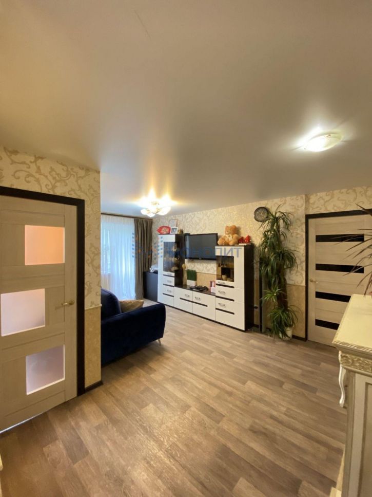 2-комн квартира Гайдара ул, 72