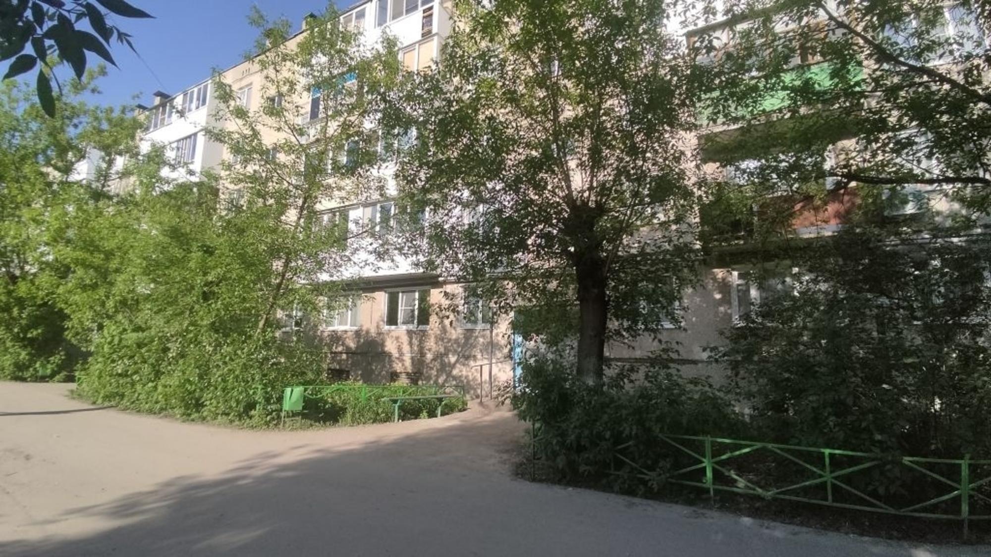 Купить квартиру за 3 800 000 рублей на Строителей ул, 13