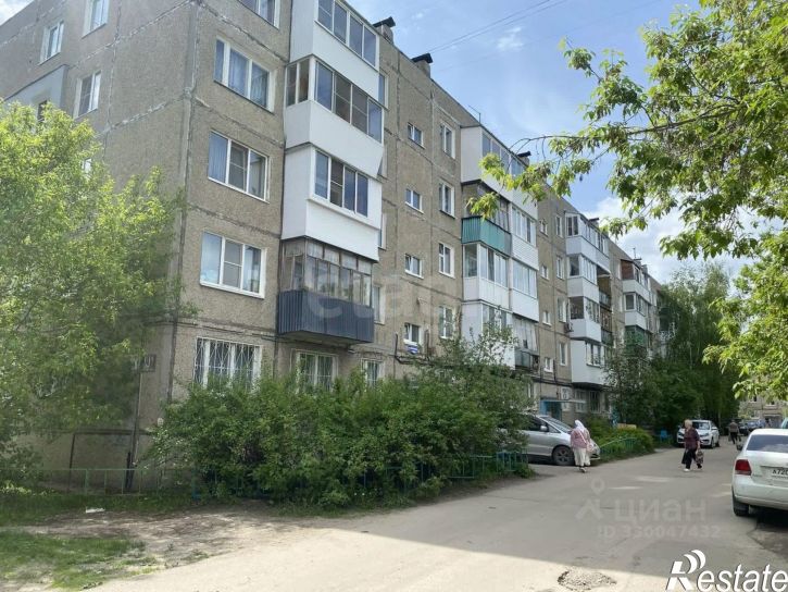 2-комн квартира улица Самохвалова, 10Б,  д. 10Б