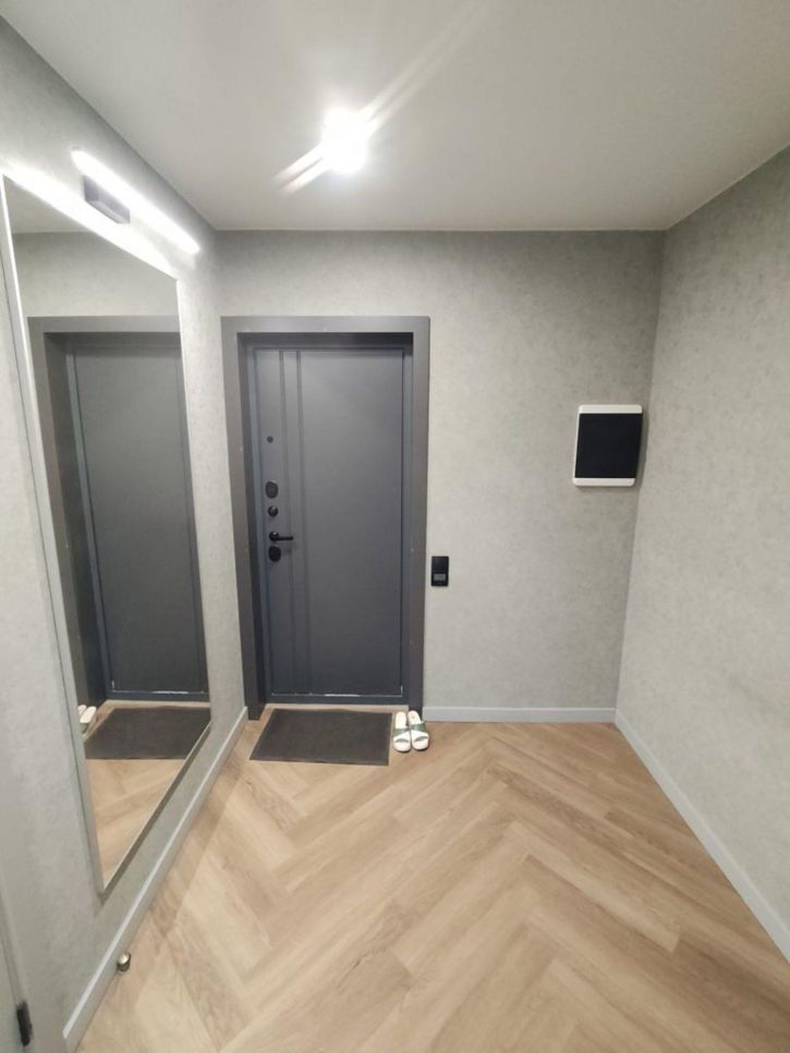 3-комн квартира Свердлова пр-кт, 84а