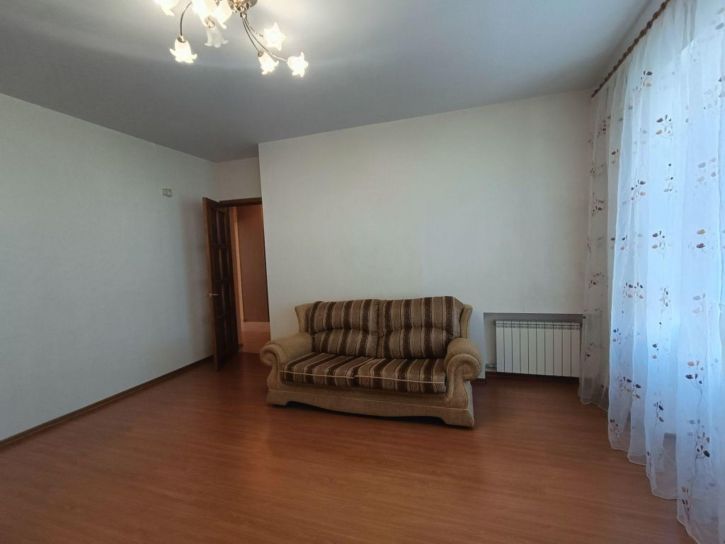 3-комн квартира Маяковского ул, 12