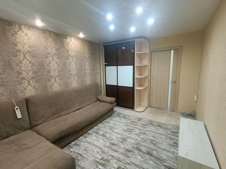 2-комн квартира Щорса ул, 23