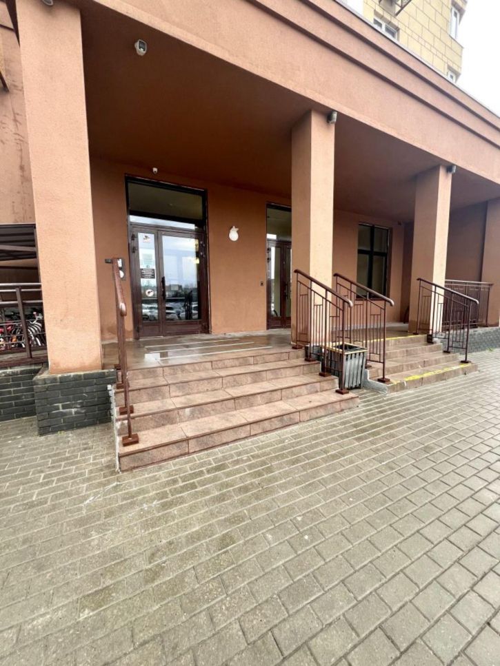 2-комн квартира Циолковского пр-кт, 61 г