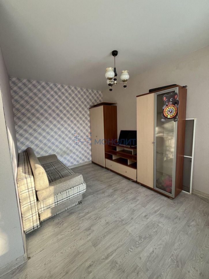 1-комн квартира Ульянова ул, 7
