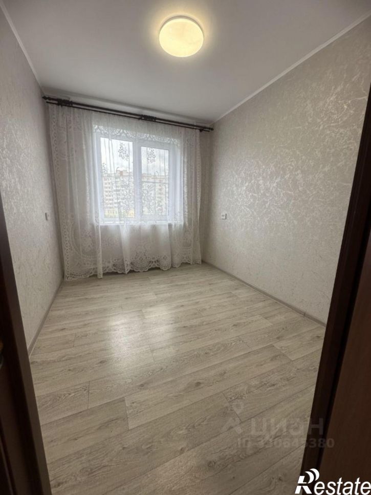 2-комн квартира проспект Ленинского Комсомола, 32,  д. 32