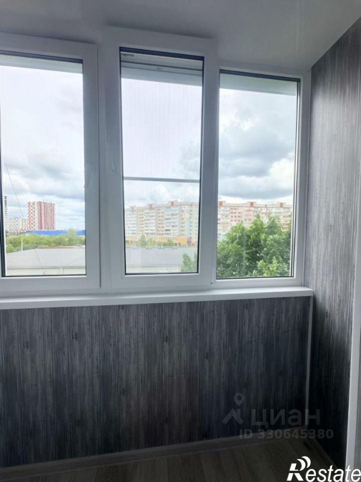 2-комн квартира проспект Ленинского Комсомола, 32,  д. 32