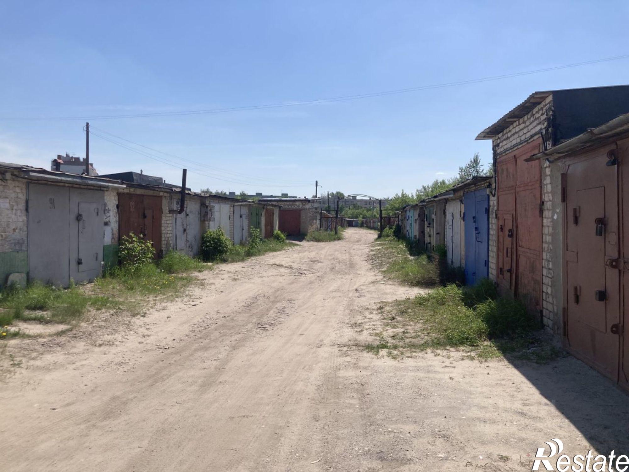 Купить гараж, место в паркинге за 526 915 рублей