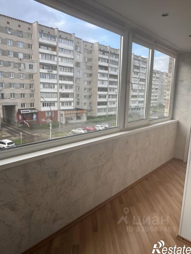 3-комн квартира ул Петрищева, 27В,  д. 27В