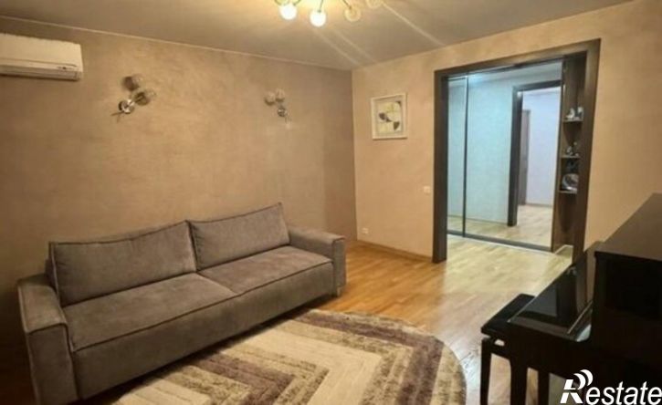 3-комн квартира проспект Ленинского Комсомола, 30,  д. 30