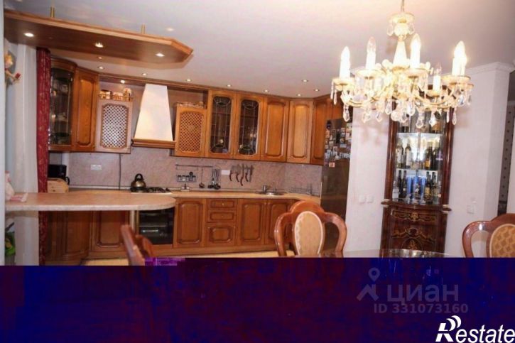 4-комн квартира улица Будённого, 23,  д. 23