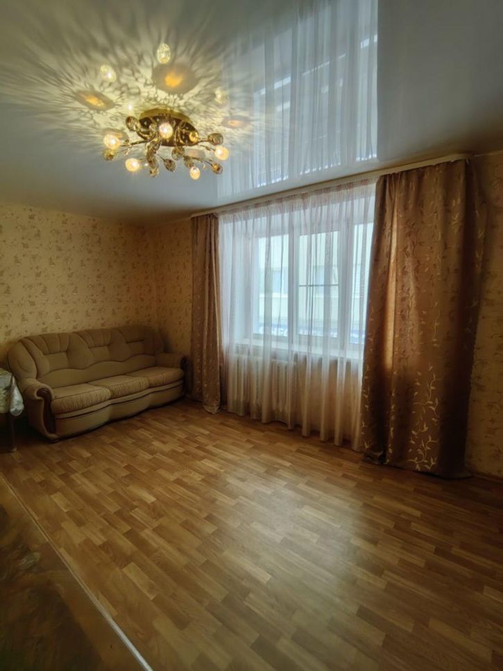 4-комн квартира Циолковского пр-кт, 74