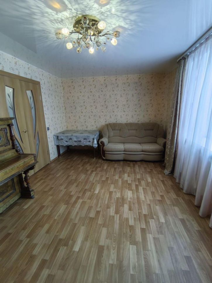 4-комн квартира Циолковского пр-кт, 74