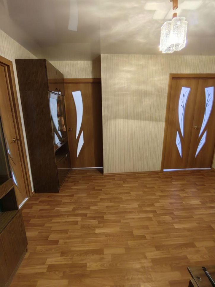4-комн квартира Циолковского пр-кт, 74