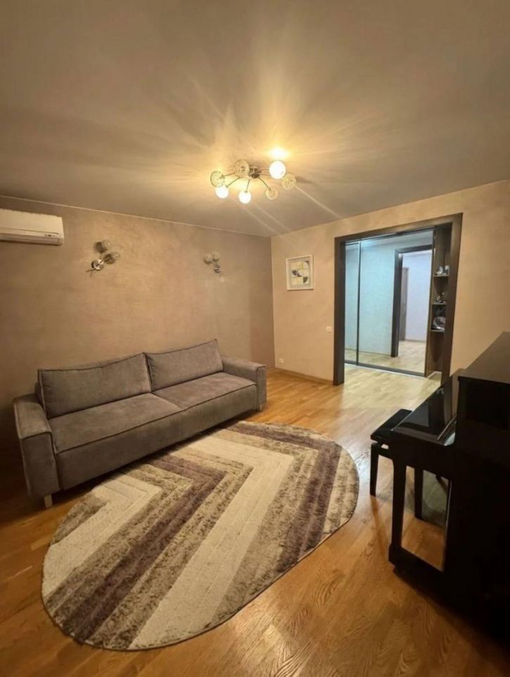 3-комн квартира Ленинского Комсомола пр-кт, 30