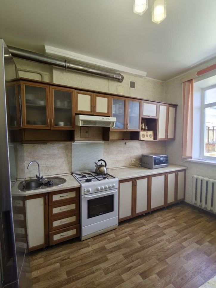 2-комн квартира Дзержинского пр-кт, 8/5