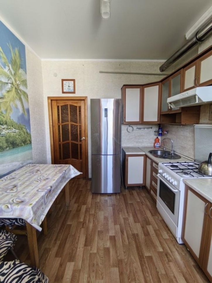 2-комн квартира Дзержинского пр-кт, 8/5