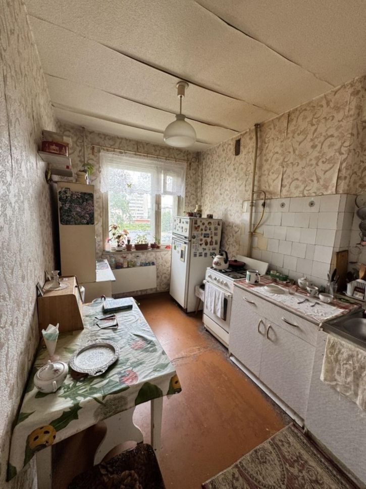 3-комн квартира Циолковского пр-кт, 49А