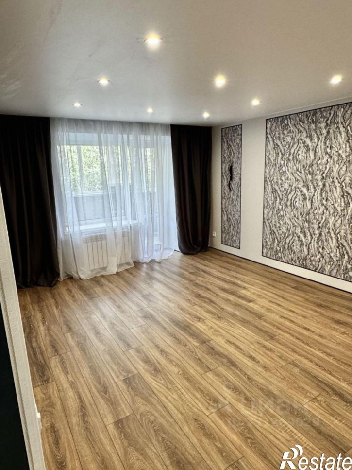 2-комн квартира б-р Космонавтов, 15А,  д. 15А