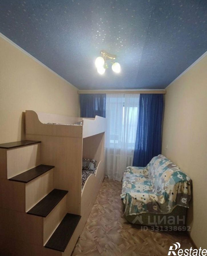 3-комн квартира пр-кт Ленинского Комсомола, 8,  д. 8