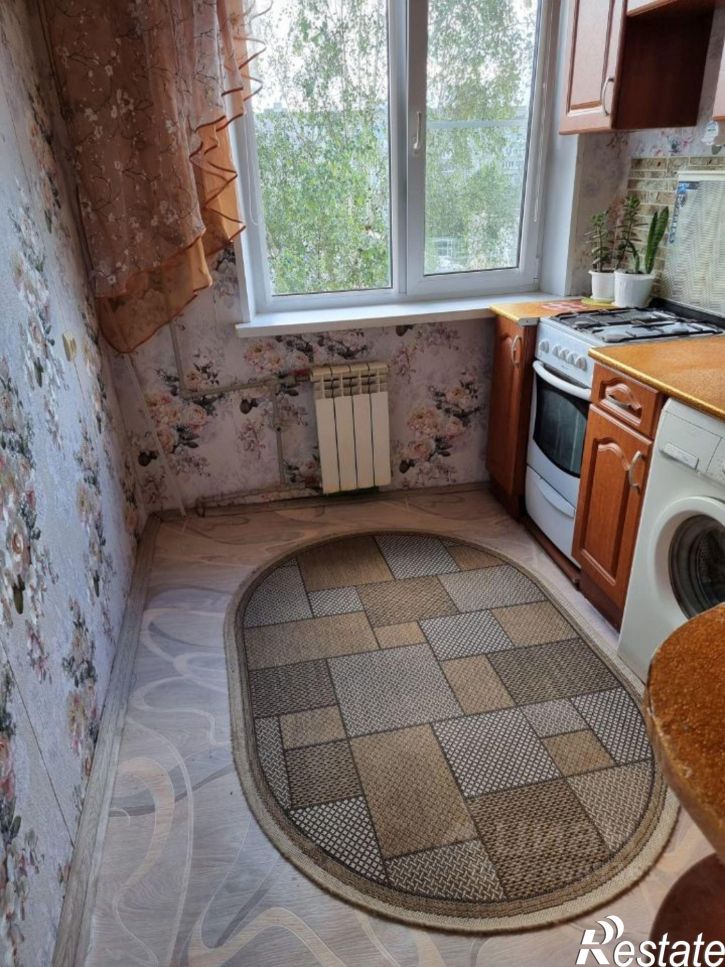 2-комн квартира проспект Свердлова, 74,  д. 74