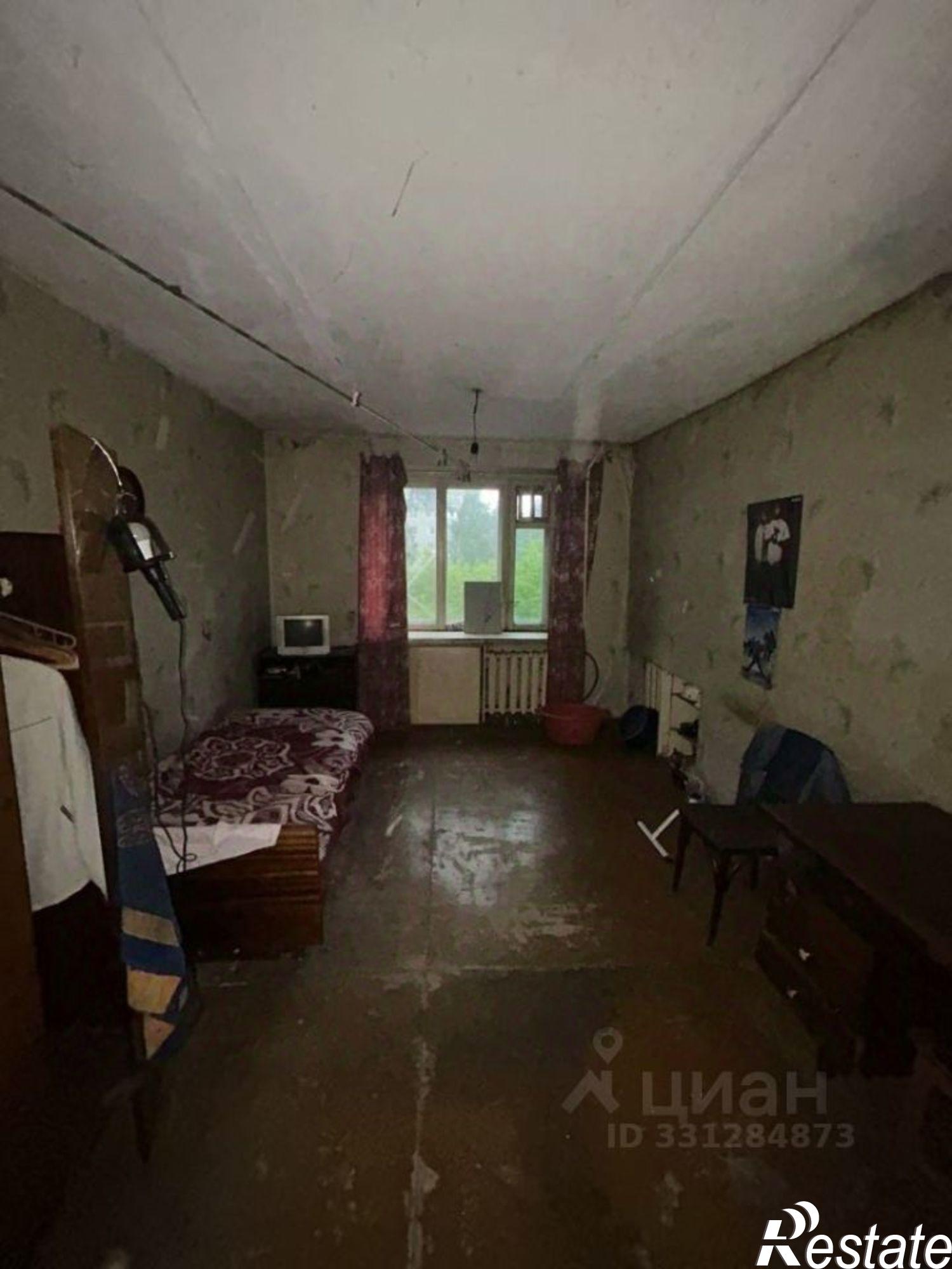 Купить комнату за 700 000 рублей на ул Молодежная, 3