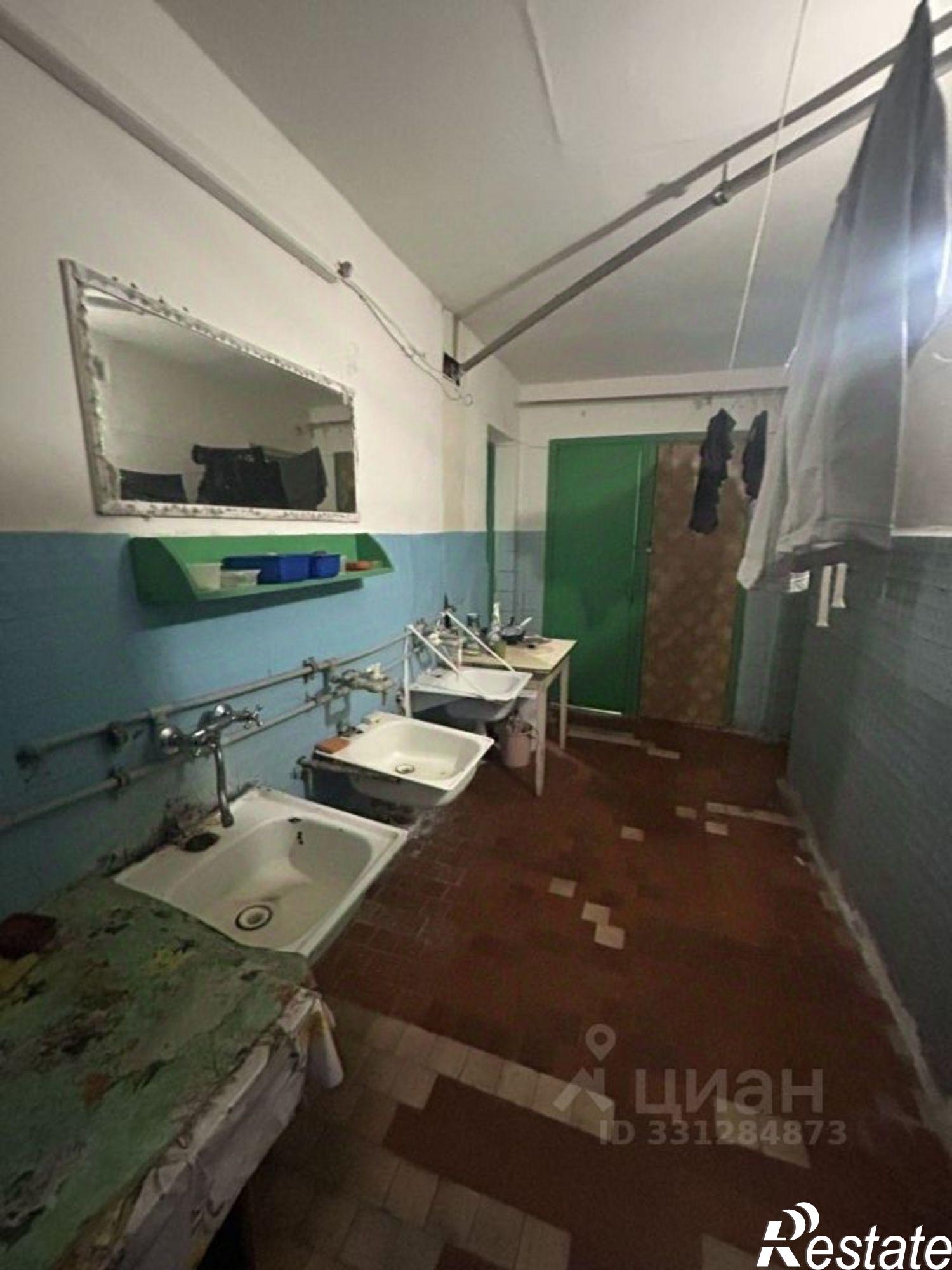Купить комнату за 700 000 рублей на ул Молодежная, 3