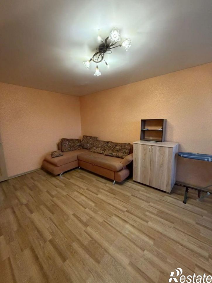 2-комн квартира Учительский пер, 7