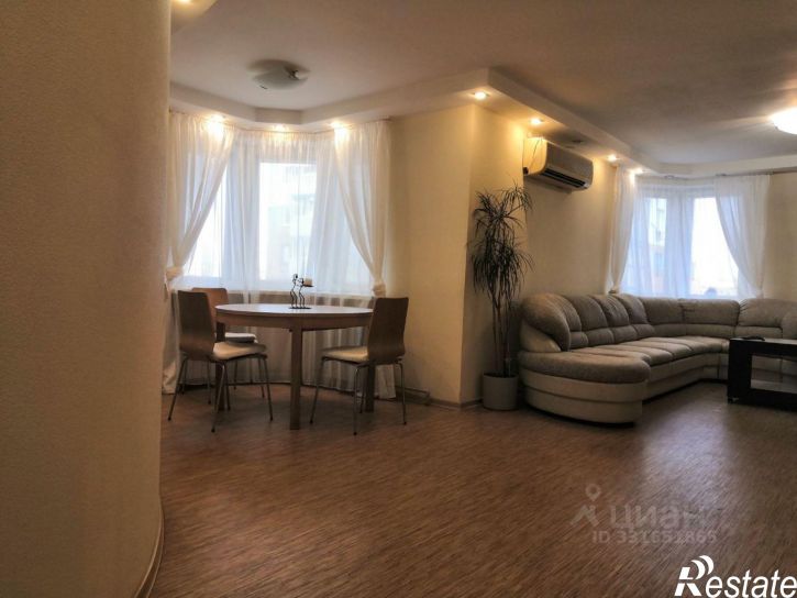 3-комн квартира пр-кт Циолковского, 90,  д. 90