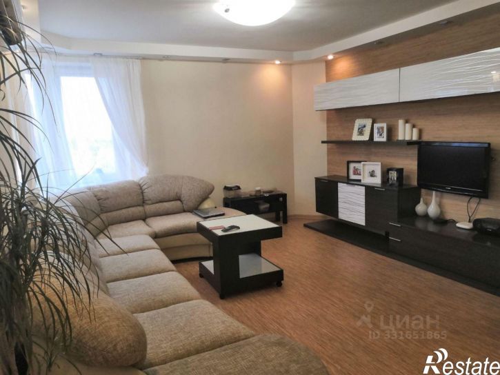 3-комн квартира пр-кт Циолковского, 90,  д. 90