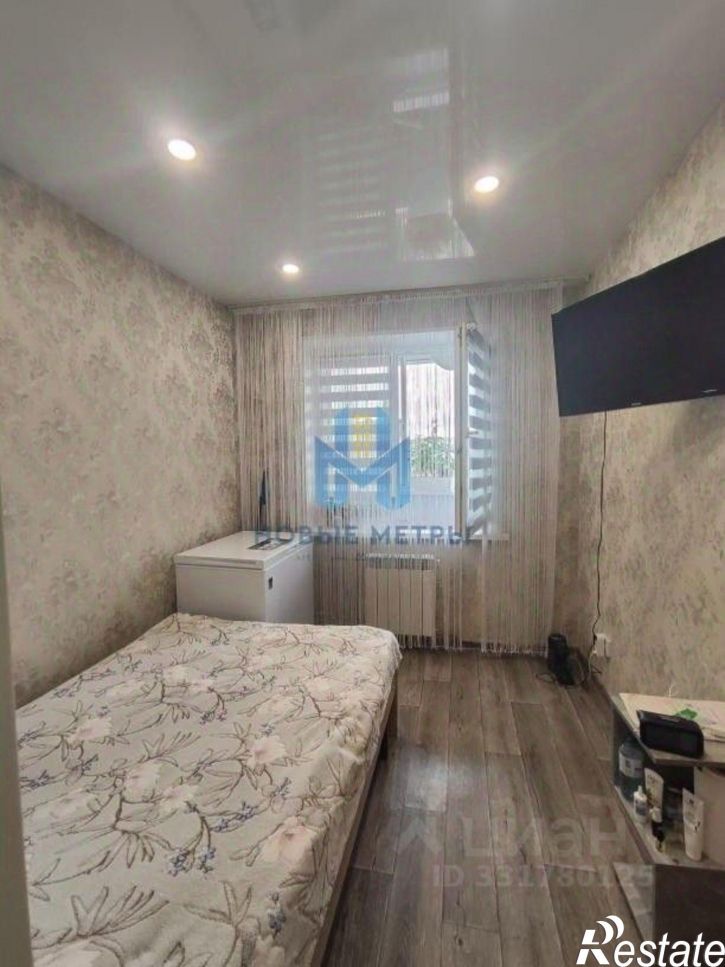 3-комн квартира пр-кт Ленинского Комсомола, 42,  д. 42