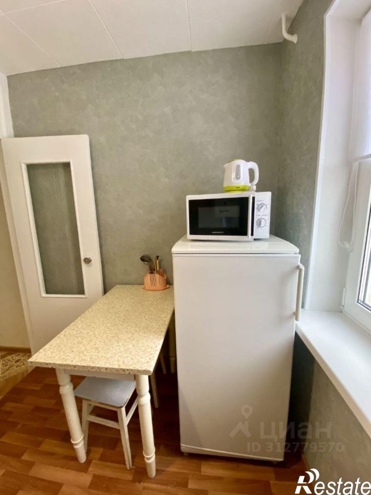 2-комн квартира ул Новомосковская, 14,  д. 14