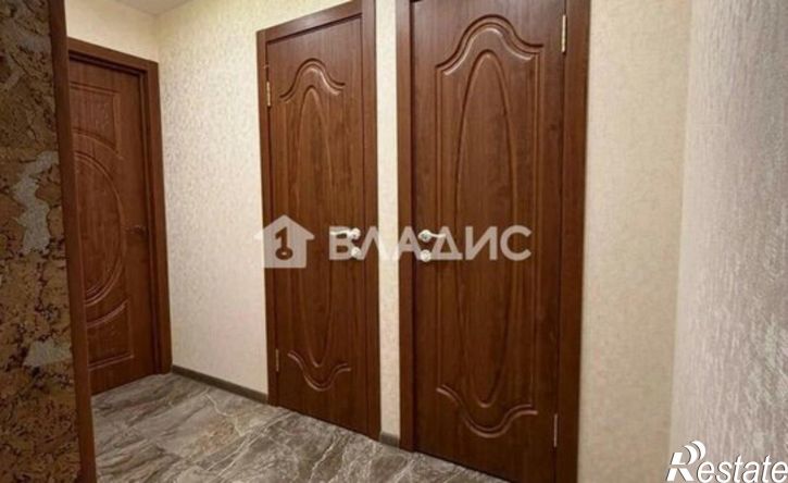 3-комн квартира б-р Космонавтов, 12,  д. 12