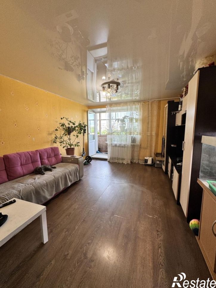 3-комн квартира Попова ул, 8А