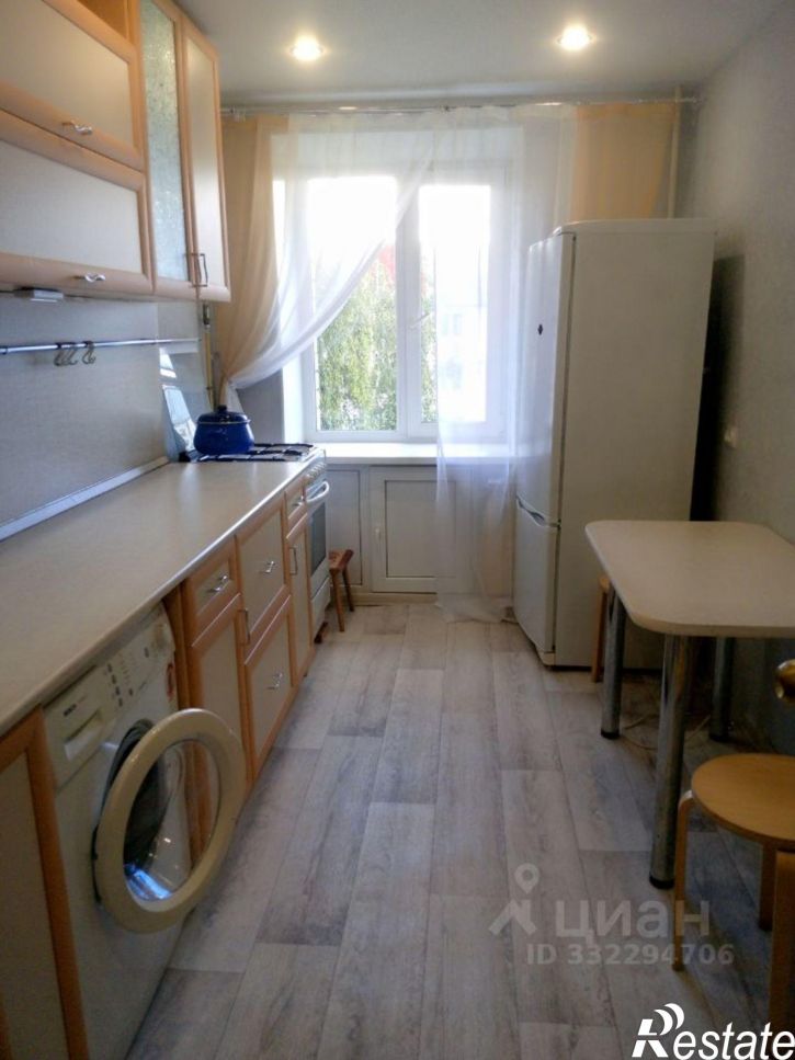 2-комн квартира б-р Космонавтов, 15А,  д. 15А