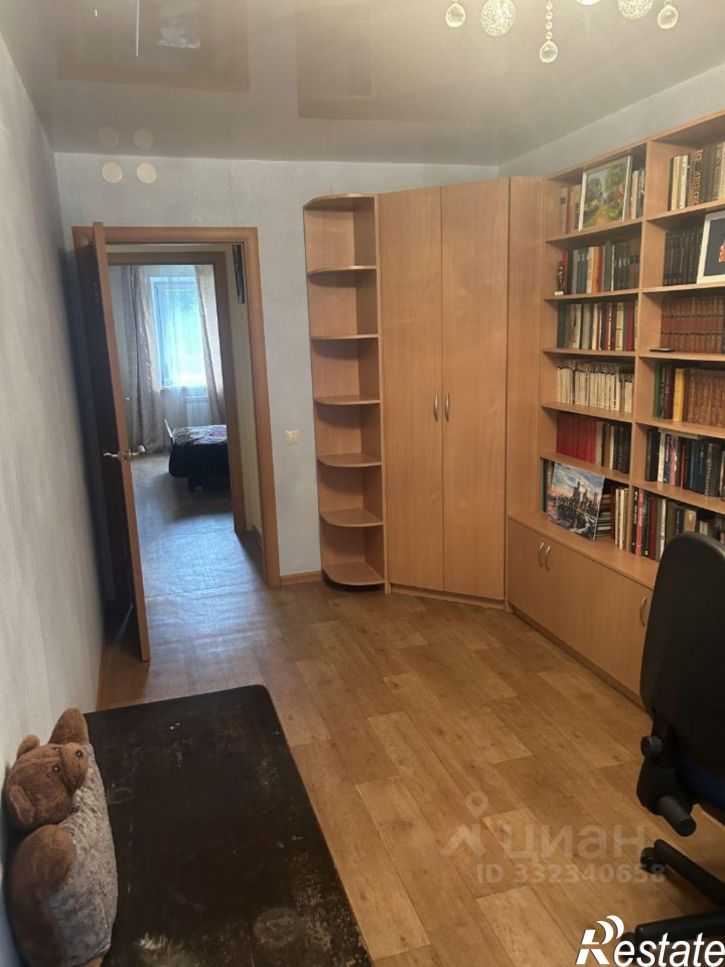 3-комн квартира ул Бутлерова, 40Б,  д. 40Б