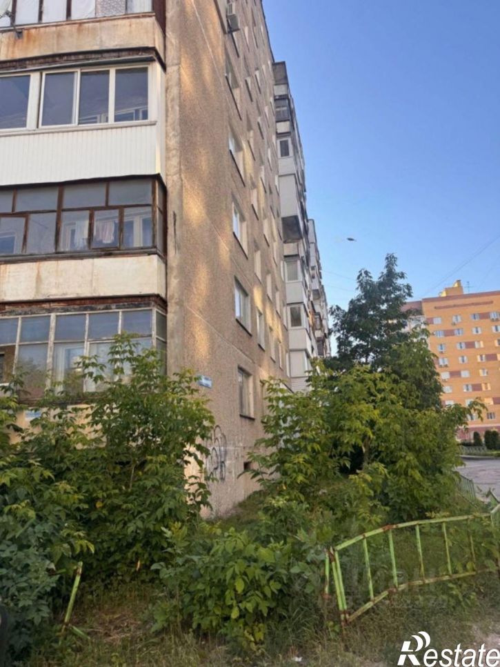 3-комн квартира пр-кт Ленинского Комсомола, 42,  д. 42