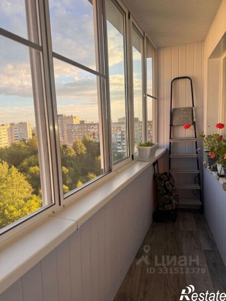 3-комн квартира пр-кт Ленинского Комсомола, 42,  д. 42
