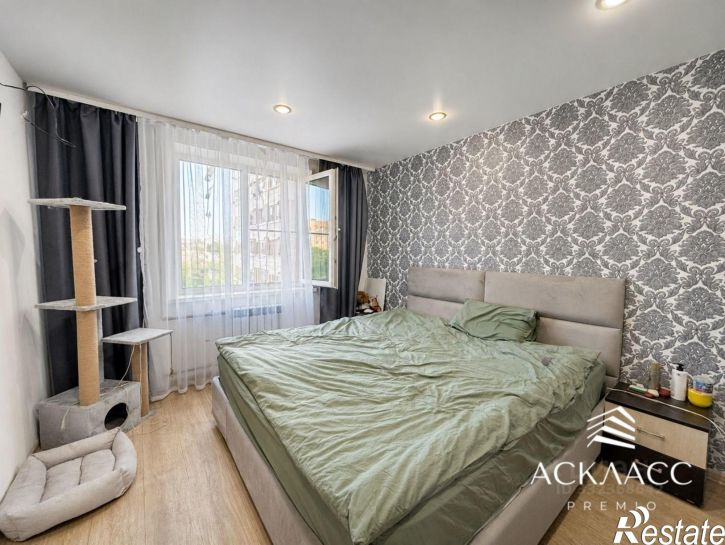 2-комн квартира б-р Космонавтов, 9А,  д. 9А