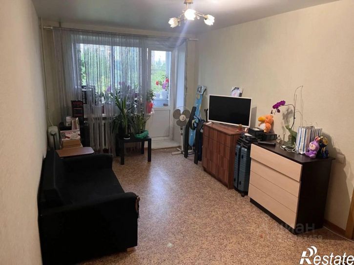2-комн квартира ул Новомосковская, 8,  д. 8