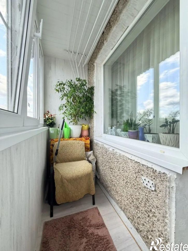 4-комн квартира Самохвалова ул, 10